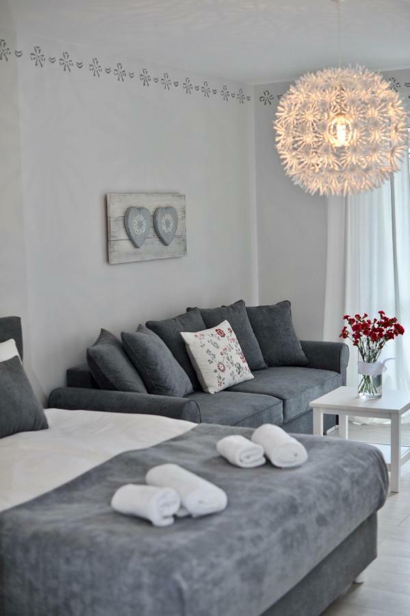 Apartamenty Porto Eli Rowy  Exterior foto